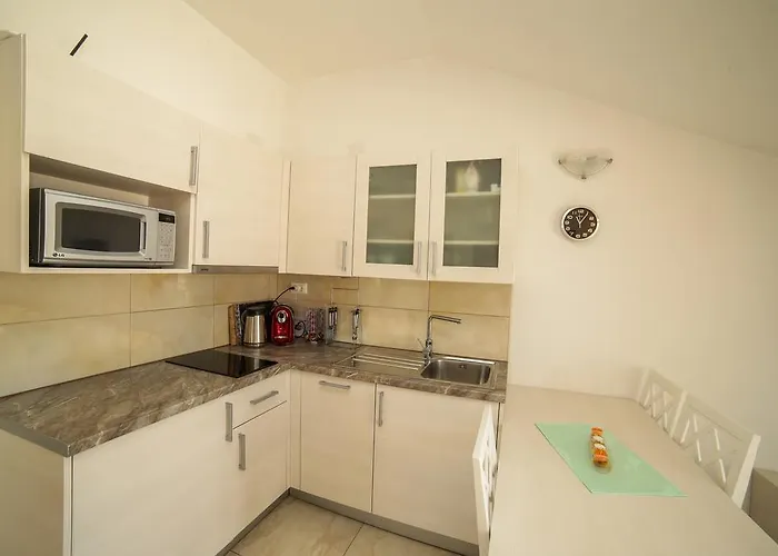 Manda Apartament *