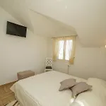 Apartment Manda Supetar
