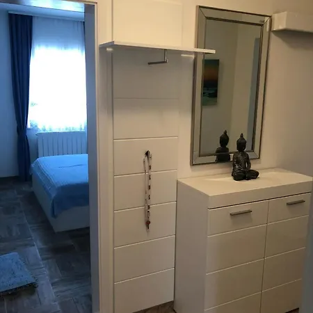 Manda Supetar